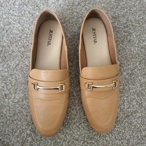 Cute tan loafers